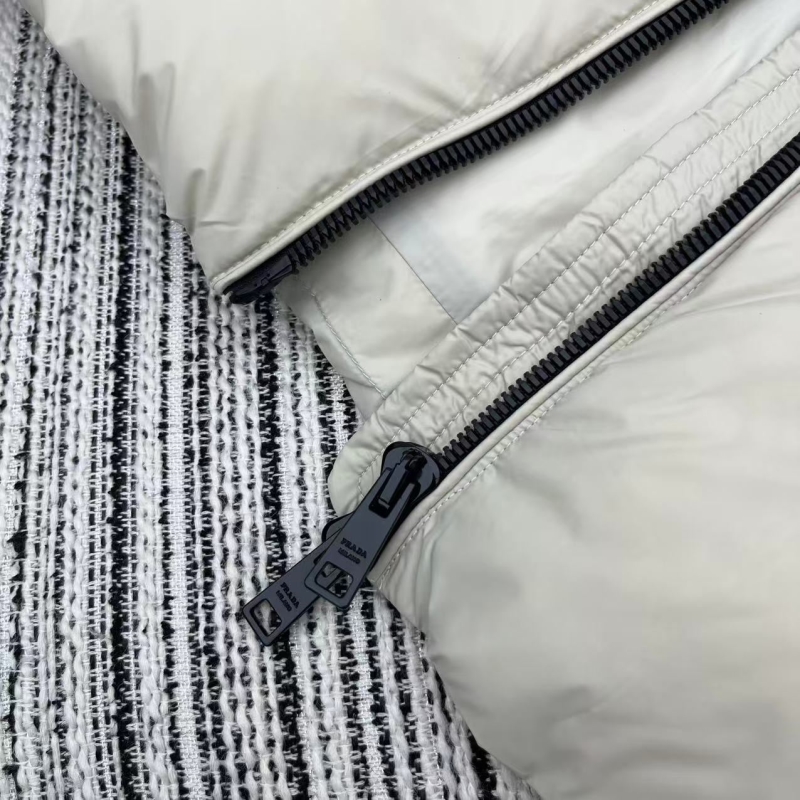Pra*a down jacket